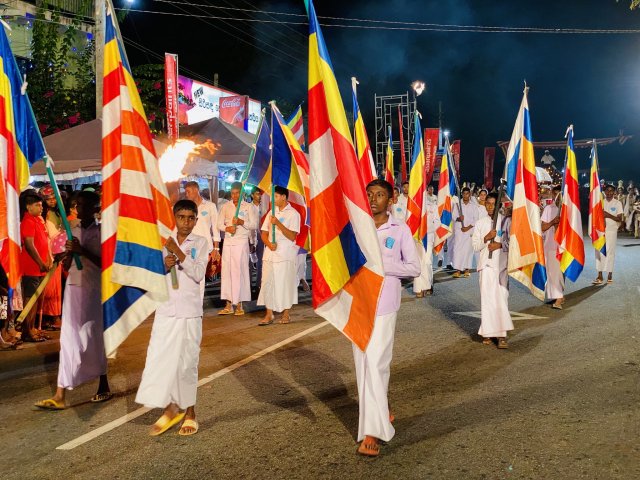 Dambadeniya Esala Perahera